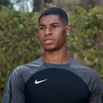 Marcus Rashford im Gespräch mit Gary Neville
